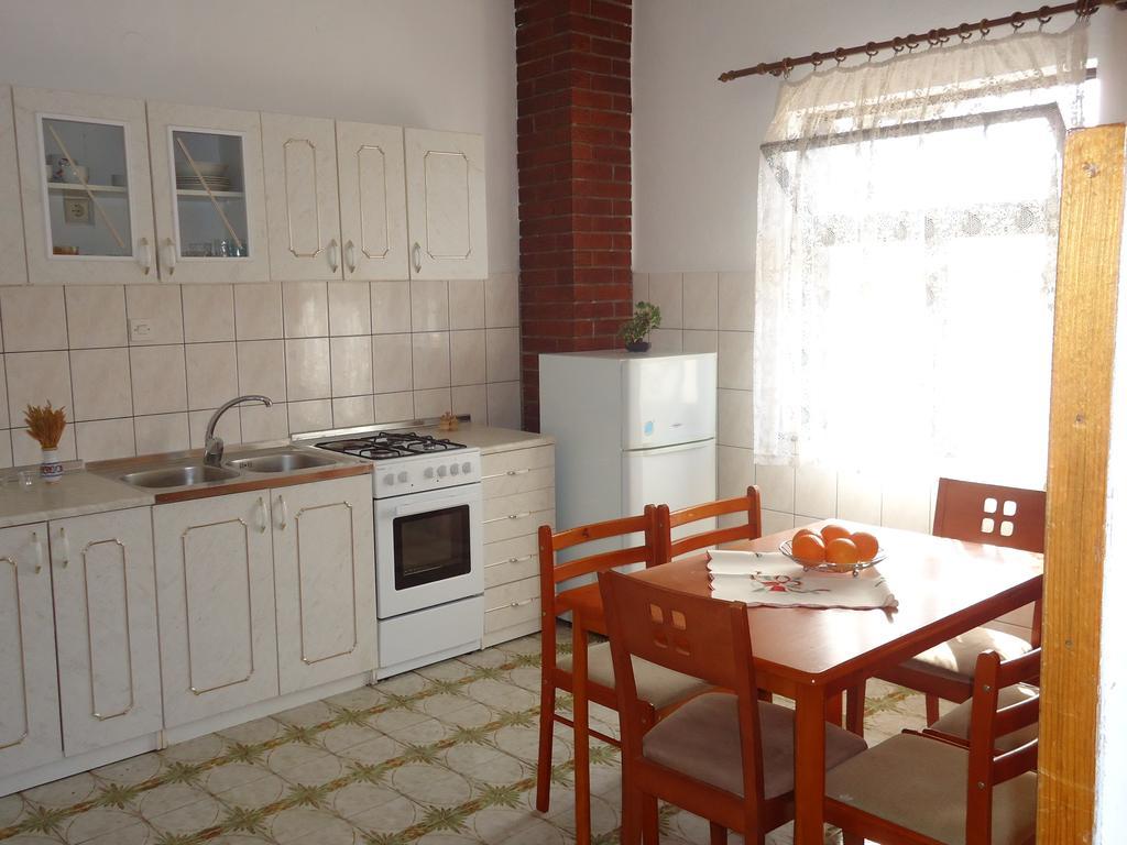 Apartments Vrsa Seline Exterior foto